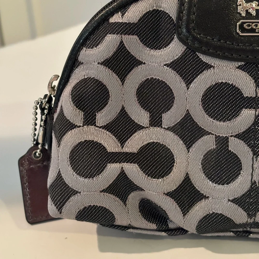 COACH Gunmetal Black/Black C Logo COSMETIC BAG NWOT